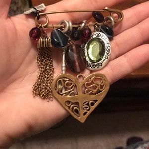 Chico’s jewelry pin